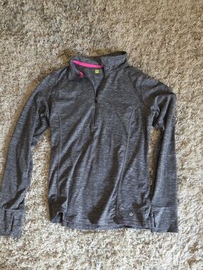 Xersion Gray Athletic Pullover with Pink Trim